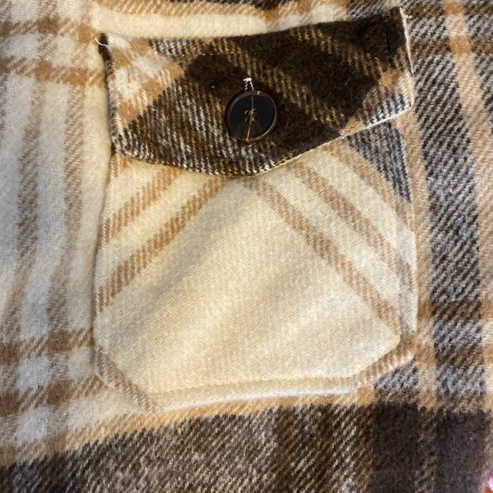 Fall Vibes! Nwot Long Flannel Shacket - image 8